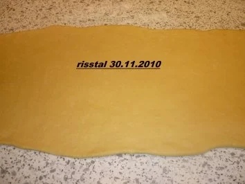 Rezept: Gefüllter Hefekranz Bild Nr. 4 Gefüllter Hefekranz - Rezept - Bild Nr. 4