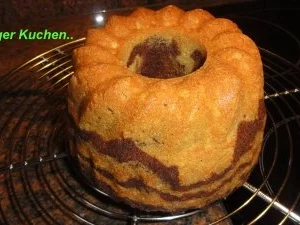 Rezept: KuchenZwerg: MARMOR-GUGELHUPF Bild Nr. 6 KuchenZwerg: MARMOR-GUGELHUPF - Rezept - Bild Nr. 6