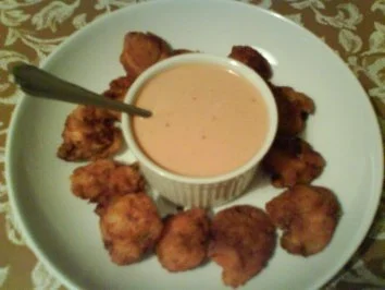 Knusprig frittierte Scampis mit Cocktailsauce - Rezept - Bild Nr. 3