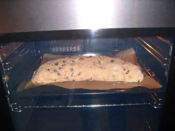 Rezept: Marzipanstollen Bild Nr. 7 Marzipanstollen - Rezept - Bild Nr. 7