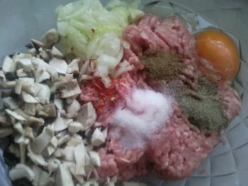 Rezept: gefüllte Paprikaschoten II Bild Nr. 2 gefüllte Paprikaschoten II - Rezept - Bild Nr. 2