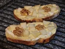 Bruschetta mit Gorgonzola + Walnuss + Birne - Rezept