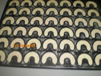 Marzipan - Walnuss - Kipferl - Rezept - Bild Nr. 7