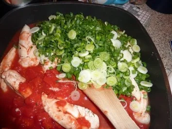 Rezept: Fl/Huhn: Hähnchen in Tomate- Ruccola Bild Nr. 3 Fl/Huhn: Hähnchen in Tomate- Ruccola - Rezept - Bild Nr. 3