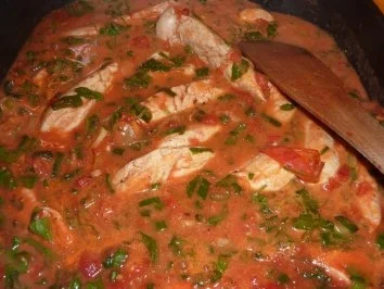 Rezept: Fl/Huhn: Hähnchen in Tomate- Ruccola Bild Nr. 5 Fl/Huhn: Hähnchen in Tomate- Ruccola - Rezept - Bild Nr. 5