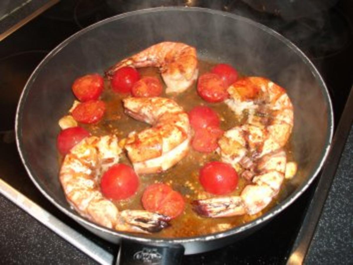 Garnelen in scharfer Tomatensoße - Rezept Eingereicht von Cooniefan