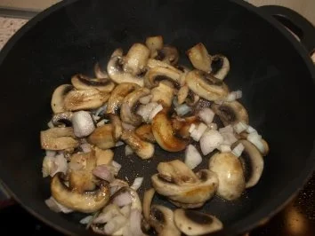 Champignon-Käsesoße - Rezept - Bild Nr. 2