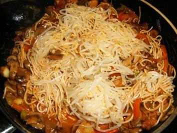 Rezept: Resterpfanne asiatisch angehaucht Bild Nr. 8 Resterpfanne asiatisch angehaucht - Rezept - Bild Nr. 8