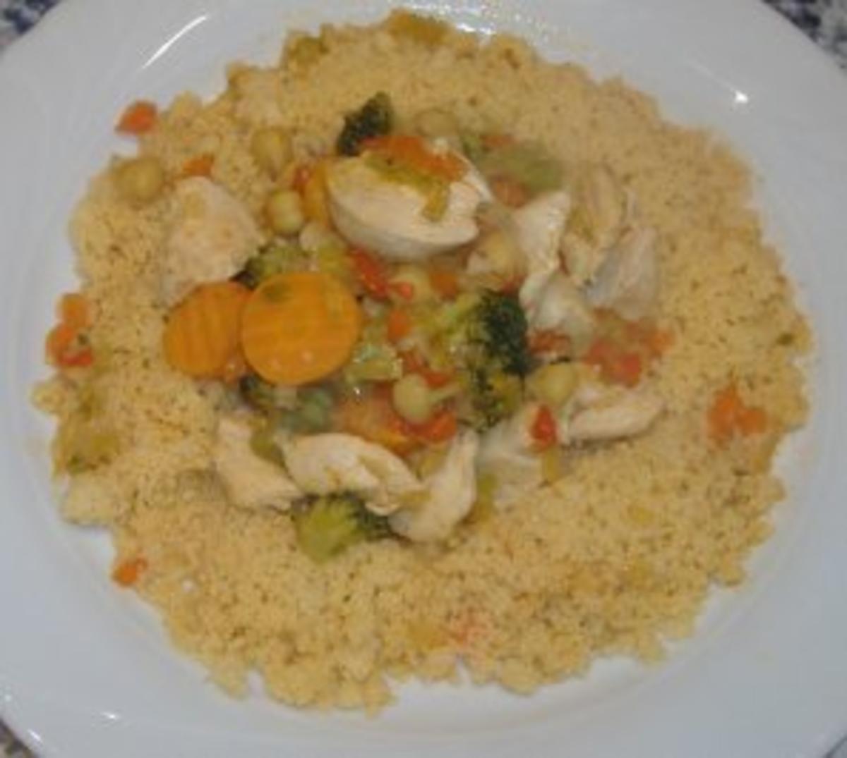 Couscous mit Hähnchen - Gemüse - Ragout - Rezept