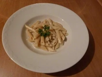 Rezept: Penne Rigate mit Gorgonzolasauce Bild Nr. 2 Penne Rigate mit Gorgonzolasauce - Rezept - Bild Nr. 2