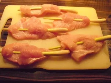 Rezept: Zitronengras-Puten-Saté Bild Nr. 2 Zitronengras-Puten-Saté - Rezept - Bild Nr. 2