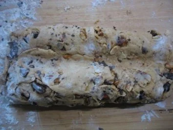 Rezept: Erdnussstollen Bild Nr. 2 Erdnussstollen - Rezept - Bild Nr. 2