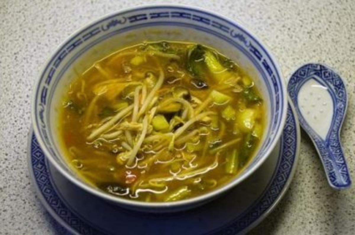 Bilder für Peking-Suppe (scharf-sauer) - Rezept