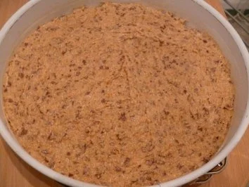 Eierlikörtorte mit Haselnußboden - Rezept - Bild Nr. 4