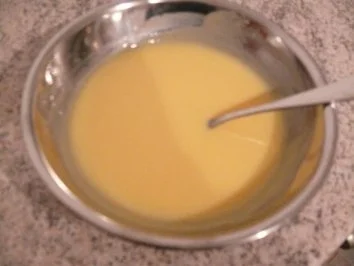 Eierlikörtorte mit Haselnußboden - Rezept - Bild Nr. 8