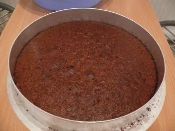 Eierlikörtorte mit Haselnußboden - Rezept - Bild Nr. 5