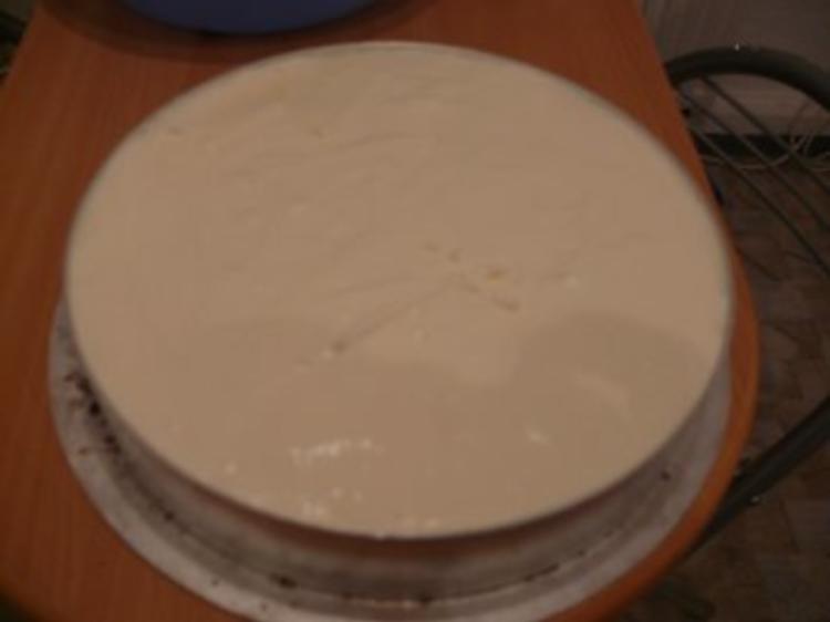 Eierlikörtorte mit Haselnußboden - von sisimax100