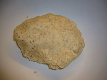 Kikis Vanillekipferl - mit Haselnüssen - Rezept - Bild Nr. 3