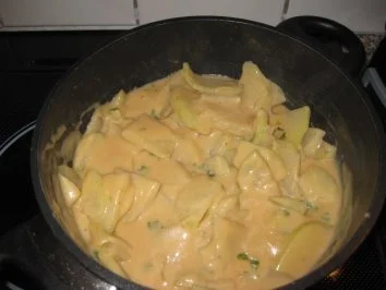 Rezept: Mein " ALLES AUS EINEM TOPF" ....Kartoffel-Kohlrabi-Bratwurstklößcheneintopf Bild Nr. 2 Mein " ALLES AUS EINEM TOPF" ....Kartoffel-Kohlrabi-Bratwurstklößcheneintopf - Rezept - Bild Nr. 2