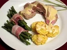 Schweinefilet in Sahnesoße mit Herzogin-Kartoffeln und Bohnen im Speckmantel - Rezept