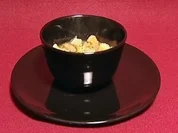 Goldgebratener Seeteufel mit asiatischem Gemüse und Yuzu (Xenia Seeberg) - Rezept