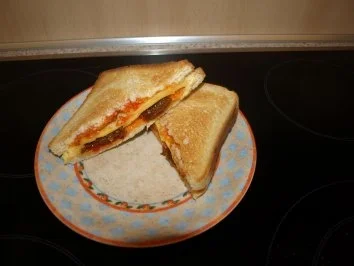 Rezept: Grillsandwich Bild Nr. 7 Grillsandwich - Rezept - Bild Nr. 7