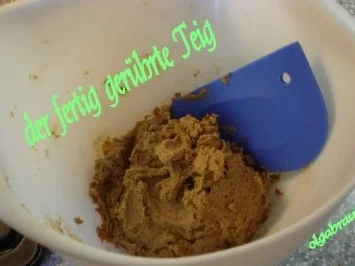 Rezept: Nuss-Nougat-Kipferln Bild Nr. 3 Nuss-Nougat-Kipferln - Rezept - Bild Nr. 3