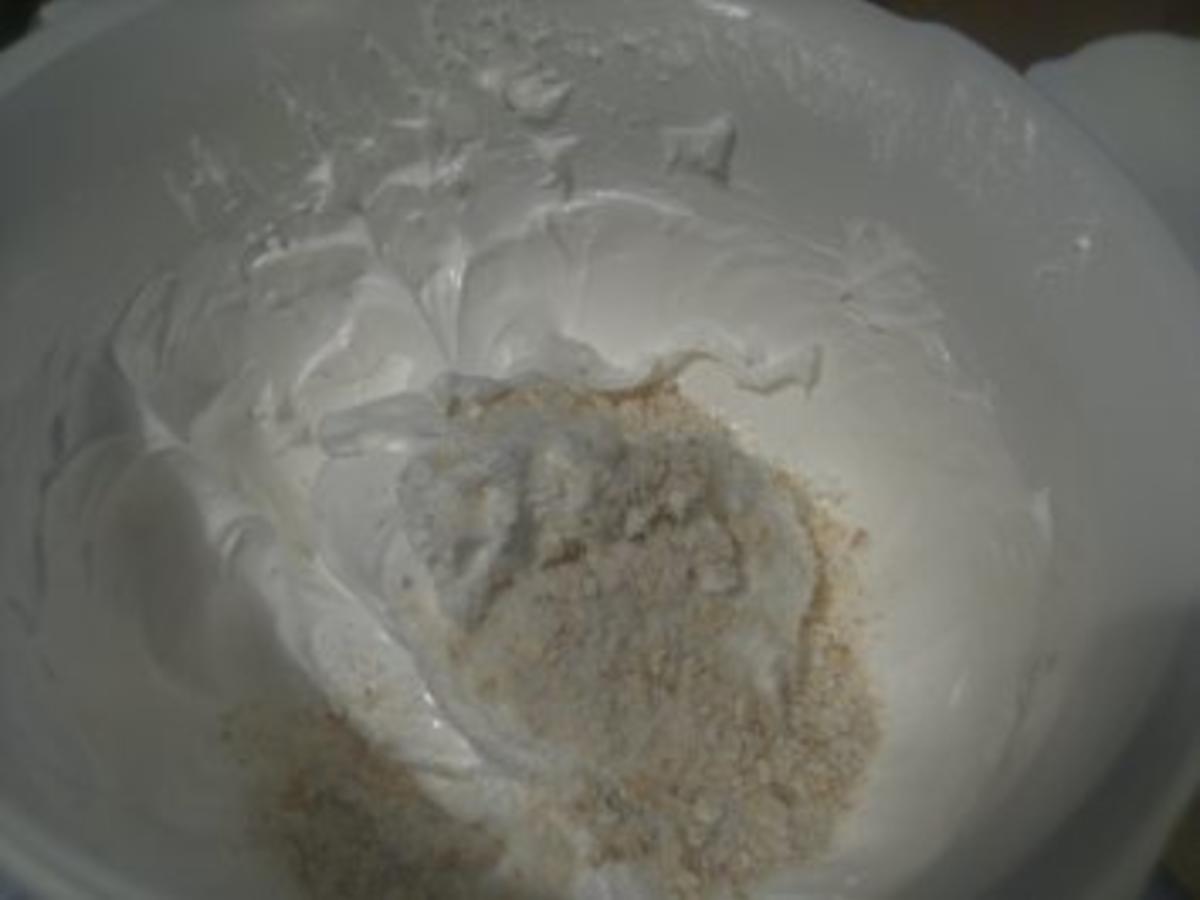 Kernige Kokosmakronen - Rezept mit Bild - kochbar.de