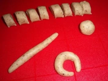 Rezept: Kekse: Vanillekipferl Bild Nr. 3 Kekse: Vanillekipferl - Rezept - Bild Nr. 3