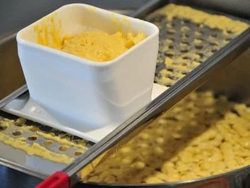 Vorarlberger Kässpätzle - Rezept - Bild Nr. 3