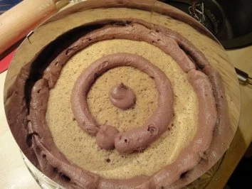 Rezept: Eierlikör-Nougat-Torte Bild Nr. 7 Eierlikör-Nougat-Torte - Rezept - Bild Nr. 7