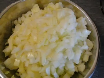 Rezept: Grünkohl mit Birnen und karamellisierten Drillingen Bild Nr. 3 Grünkohl mit Birnen und karamellisierten Drillingen - Rezept - Bild Nr. 3