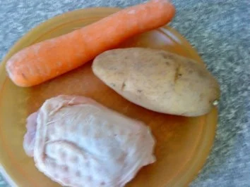 Zwergi's Haehnchenbrust gekoechelt mit frischem Gemuese - Rezept - Bild Nr. 2