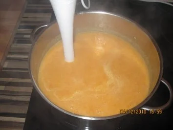 Rezept: Möhrensuppe mit Ingwer und Ebly Bild Nr. 4 Möhrensuppe mit Ingwer und Ebly - Rezept - Bild Nr. 4