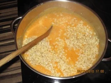 Rezept: Möhrensuppe mit Ingwer und Ebly Bild Nr. 5 Möhrensuppe mit Ingwer und Ebly - Rezept - Bild Nr. 5