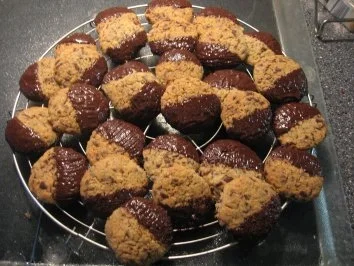 Weihnachtsplätzchen -Pumpernickelchen- - Rezept - Bild Nr. 16