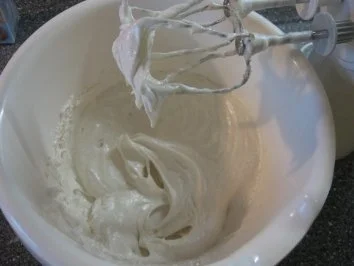 Rezept: Weihnachtsplätzchen -Kokosmakronen- Bild Nr. 6 Weihnachtsplätzchen -Kokosmakronen- - Rezept - Bild Nr. 6