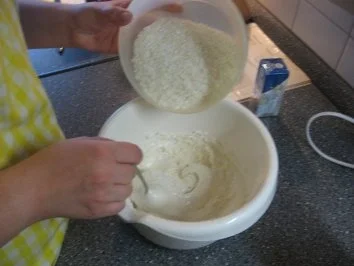 Rezept: Weihnachtsplätzchen -Kokosmakronen- Bild Nr. 8 Weihnachtsplätzchen -Kokosmakronen- - Rezept - Bild Nr. 8