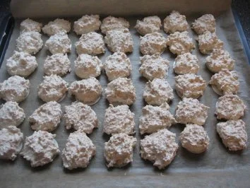 Rezept: Weihnachtsplätzchen -Kokosmakronen- Bild Nr. 14 Weihnachtsplätzchen -Kokosmakronen- - Rezept - Bild Nr. 14