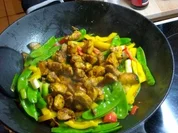 Asiatische Hähnchen-Gemüse-Pfanne - Rezept