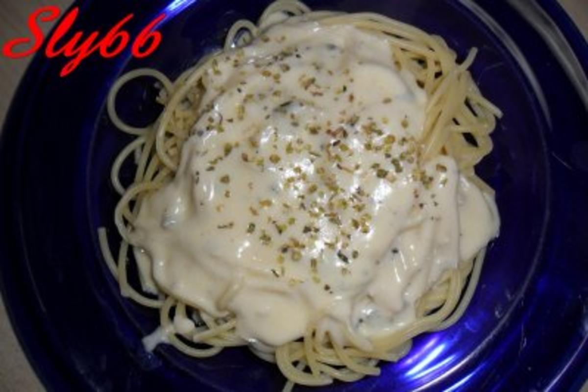 Nudelgerichte:Spaghetti mit Gorgonzola-Soße - Rezept
