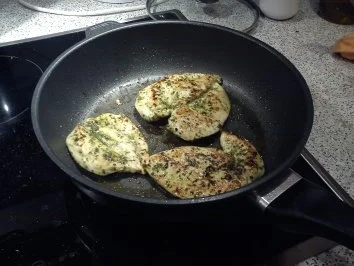 Hähnchenbrust in Bärlauchpesto - Rezept - Bild Nr. 2