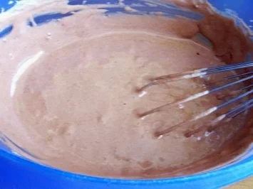 Backen: Mini-Kirsch-Torte mit Cappuccino-Boden - Rezept - Bild Nr. 3