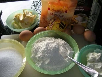 Rezept: Marmorkuchen mit Mandel und Creme fraiche Bild Nr. 2 Marmorkuchen mit Mandel und Creme fraiche - Rezept - Bild Nr. 2