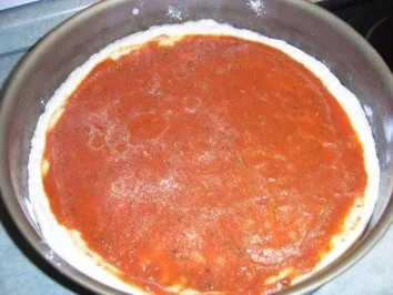 Rezept: Hackfleisch-Pizza Mediteran Bild Nr. 8 Hackfleisch-Pizza Mediteran - Rezept - Bild Nr. 8