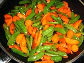 Rezept: Zuckerschoten-Möhren Bild Nr. 4 Zuckerschoten-Möhren - Rezept - Bild Nr. 4
