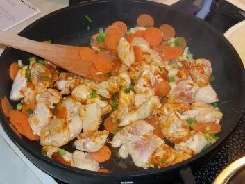 Rezept: Rotes Hänchencurry Bild Nr. 5 Rotes Hänchencurry - Rezept - Bild Nr. 5