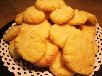 Feine Butterplätzchen ... (ergibt etwa 100 Stück) - Rezept