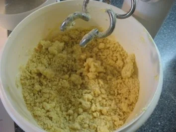 Weihnachtsplätzchen -klassische Ausstechplätzchen- - Rezept - Bild Nr. 7