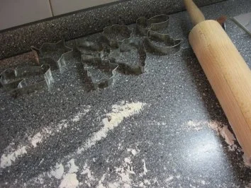 Weihnachtsplätzchen -klassische Ausstechplätzchen- - Rezept - Bild Nr. 10